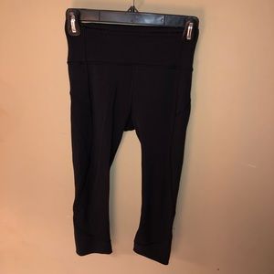 Size 4, cropped lululemon leggings